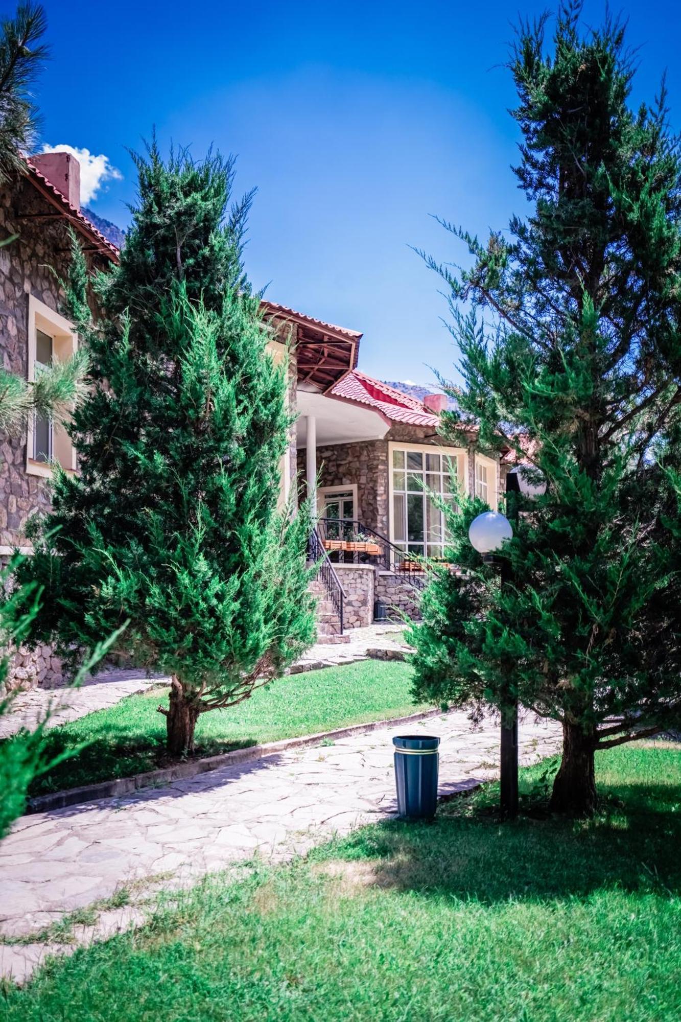 Chatcal Mountains Resort Burchmulla Kültér fotó