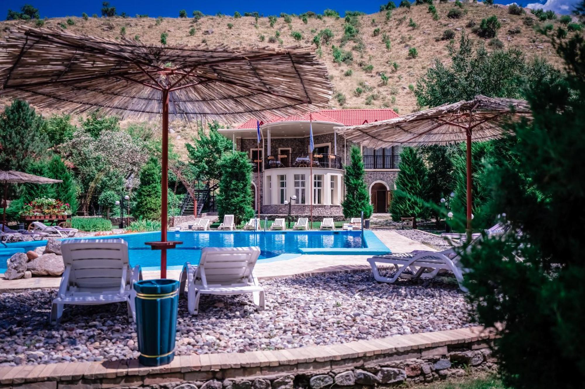 Chatcal Mountains Resort Burchmulla Kültér fotó