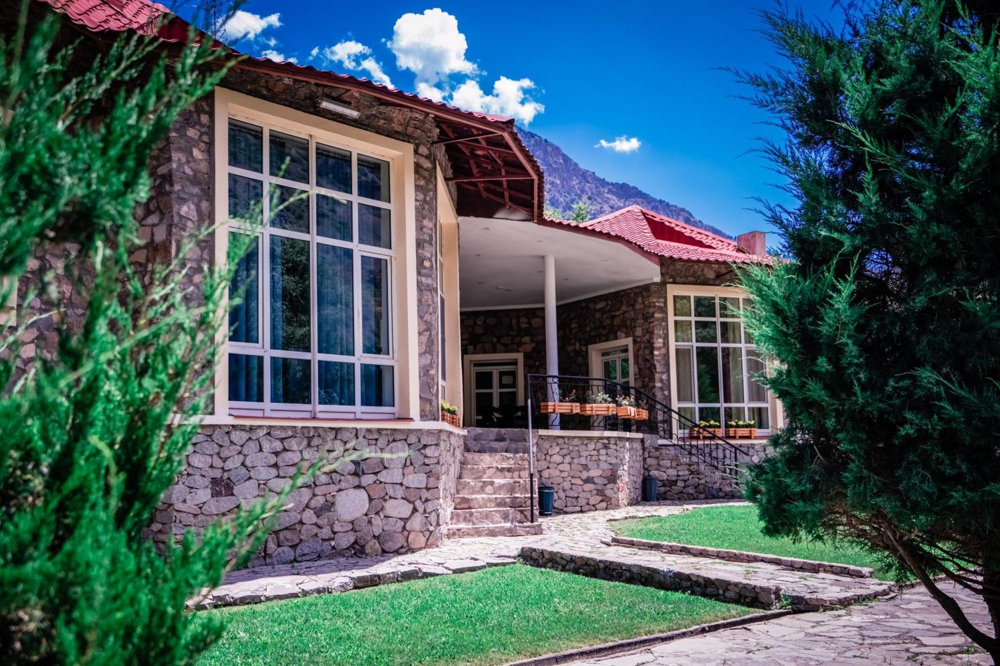 Chatcal Mountains Resort Burchmulla Kültér fotó